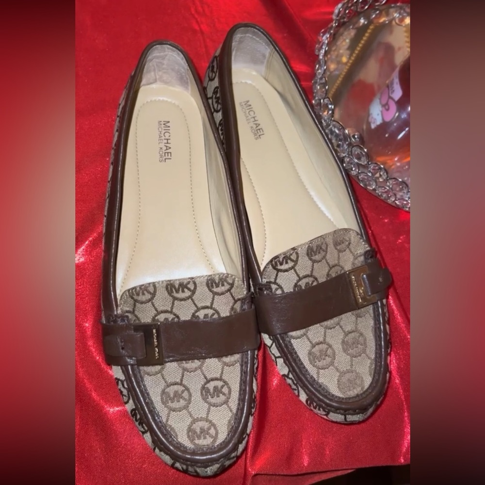Michael Kors Brown Monogram Loafers🍂🤎 - Picture 3 of 7